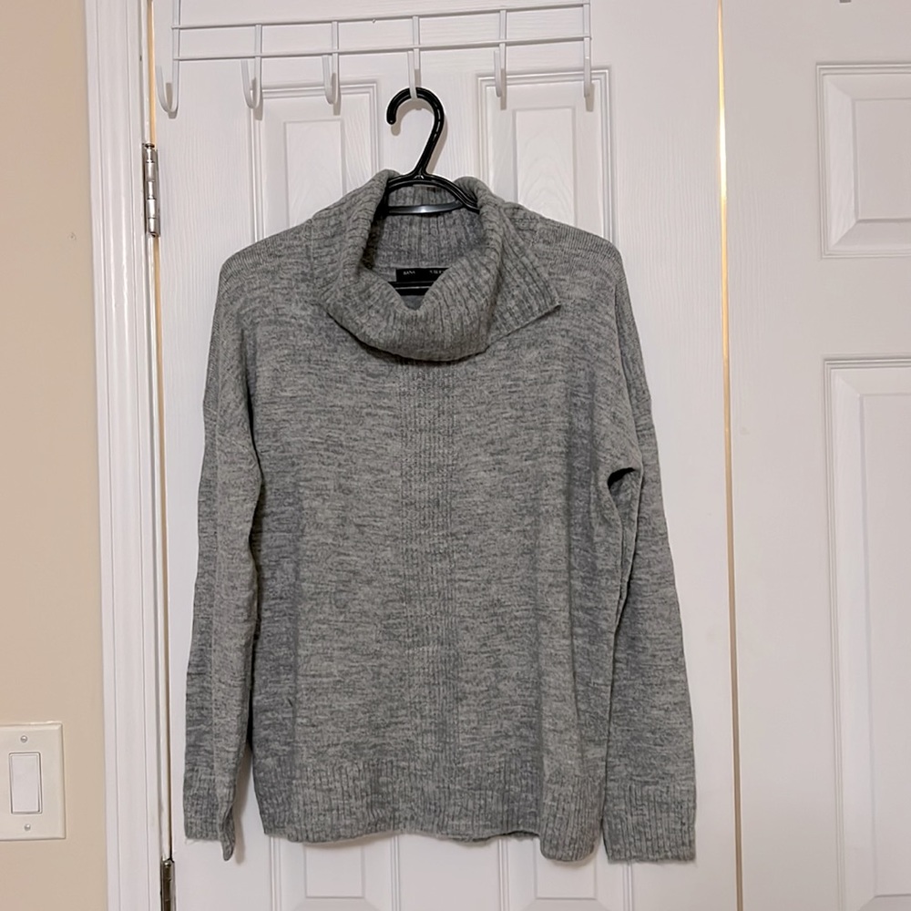 Banana republic sweater